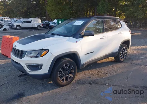 2019 Jeep Compass Trailhawk 4X4 из США, поврежденный, VIN 3C4NJDDB1KT739616